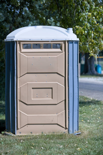 Best Sanitation services for porta potties  in Sunnyside, WA